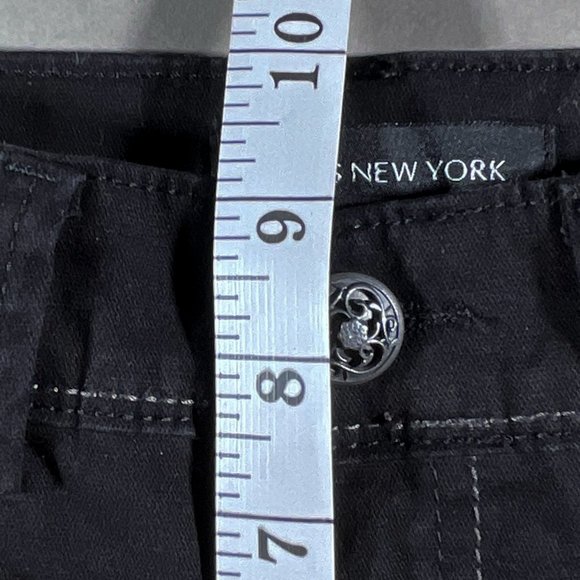 Jones New York Black Shorts with Gray Stitching Tia Bermuda Size 4P - Picture 7 of 11